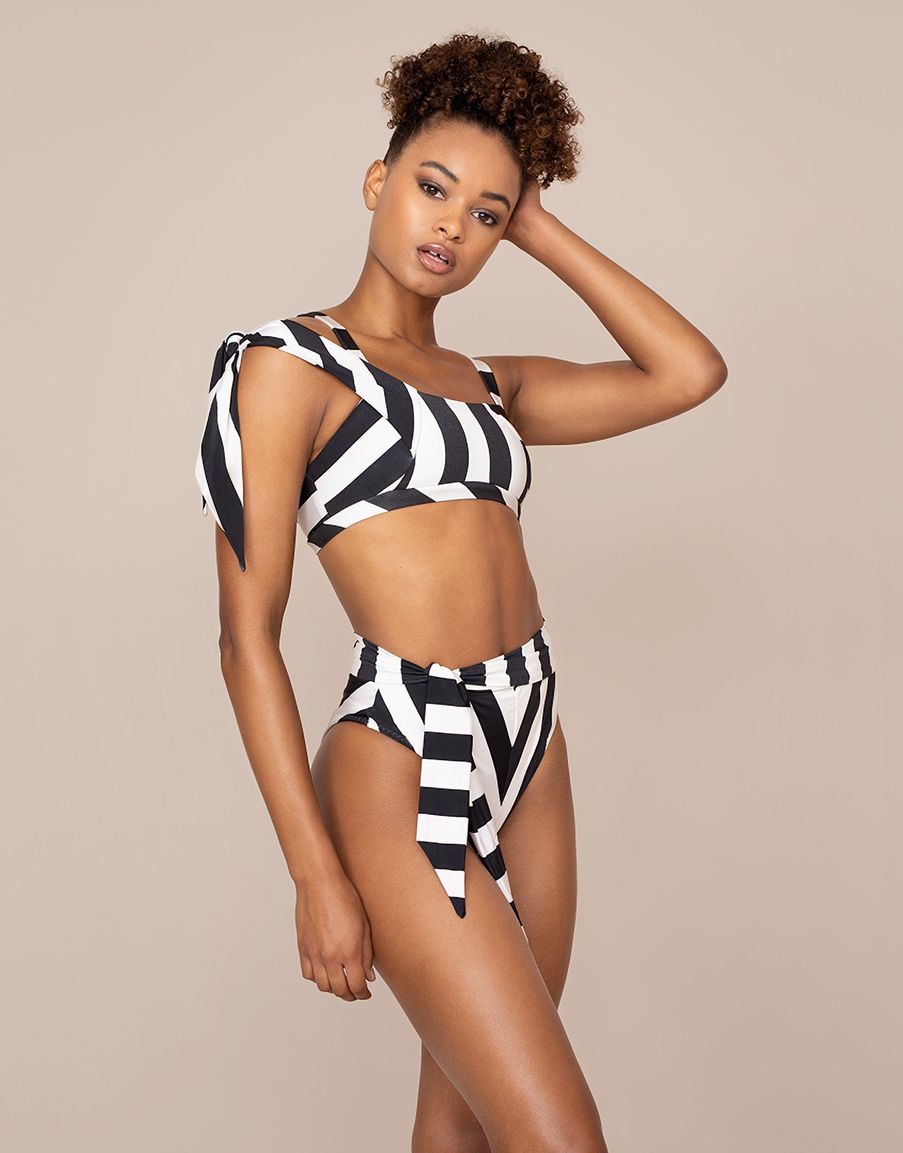 Черно-белые плавки Jonelle