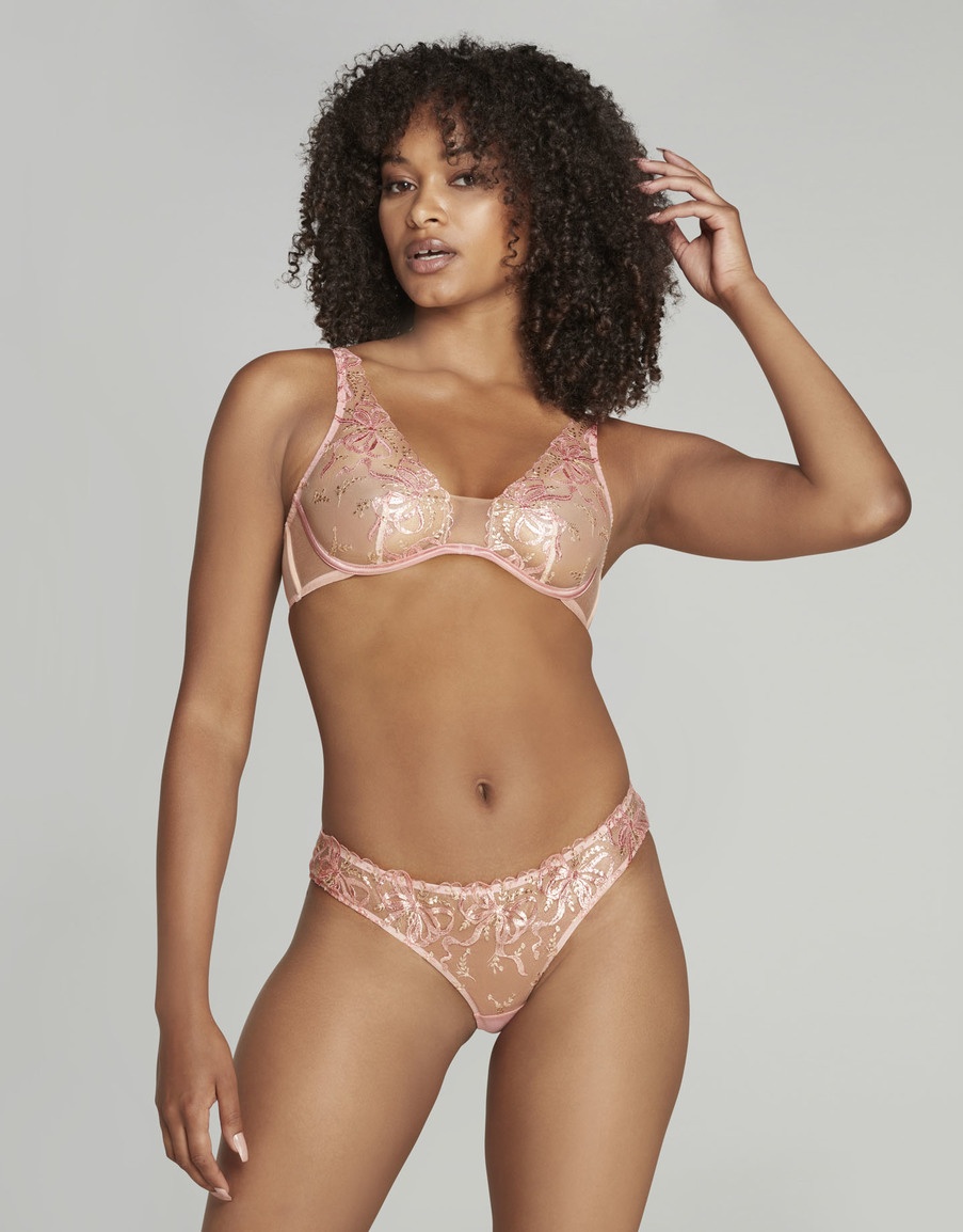 Классические трусы песочного цвета Svanna