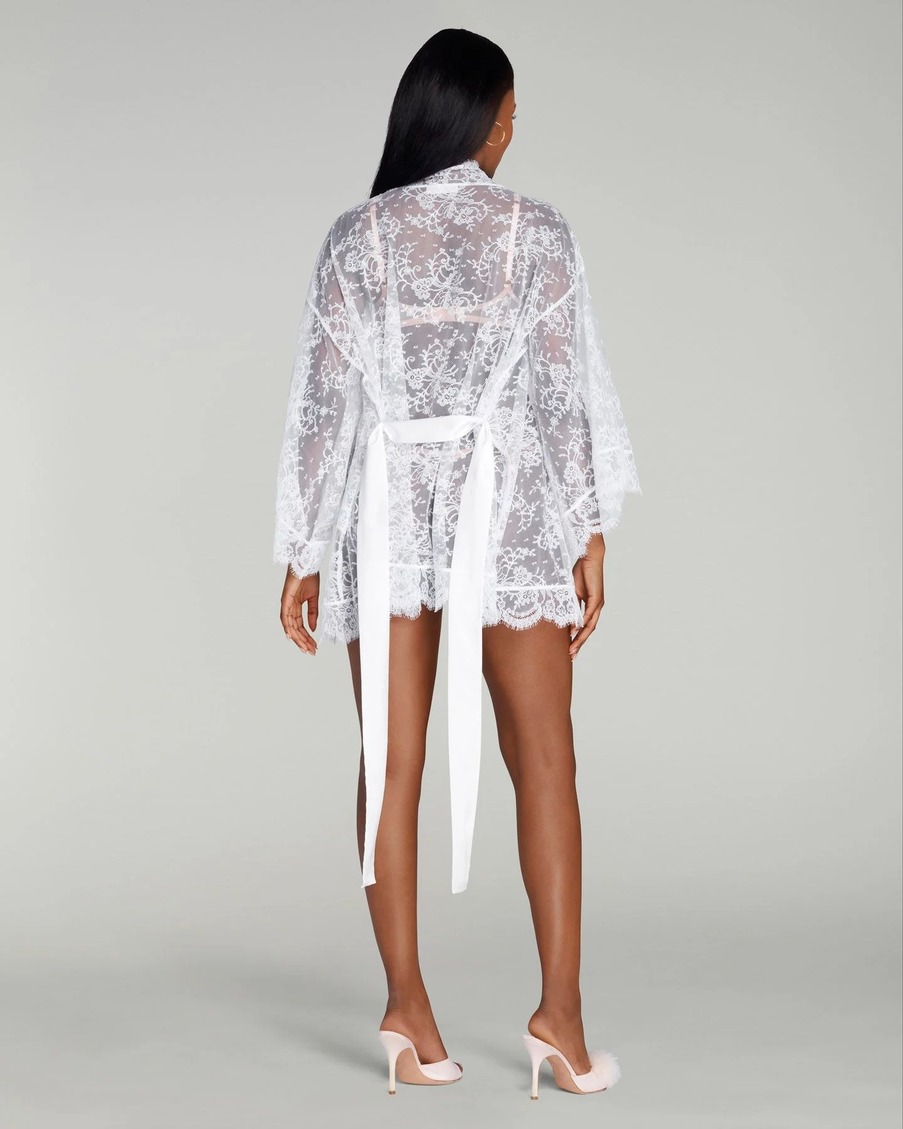 Белое кружевное кимоно Daniela