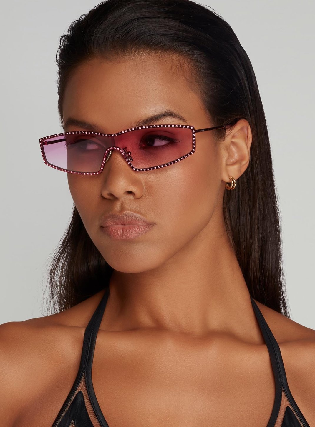 Нет шанса остаться в тени