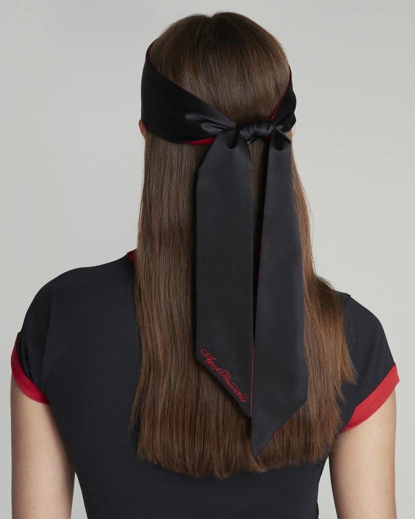 Bite MeЧерная маска Bite Me