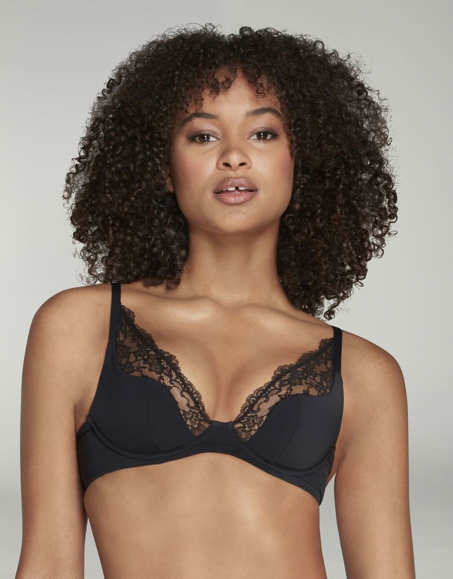 Черный бюстгальтер с плотной чашкой и отделкой кружевом Brigette