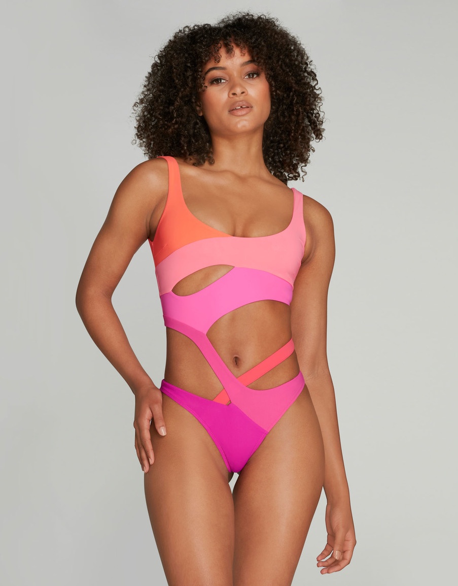 Розовый слитный купальник Izaro Agent Provocateur – нет в наличии