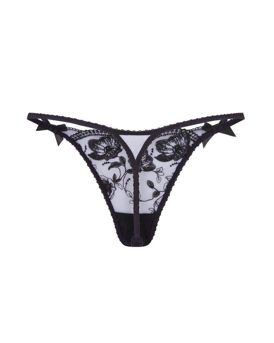 Черные трусы стринги Winnette