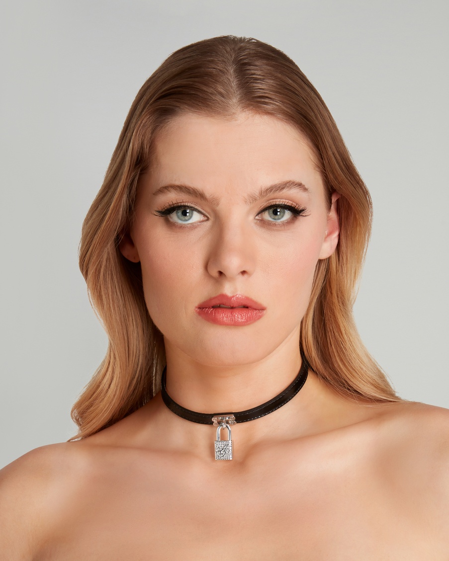 Черный чокер Bess